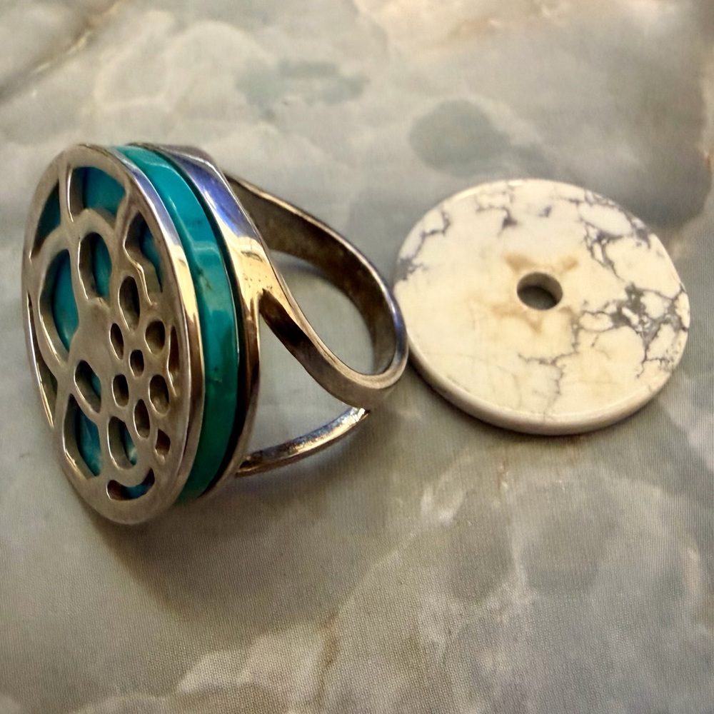 Silpada Sterling Silver 925 Floral Caged Natural Turquoise Disk - Ring Size 7.5
